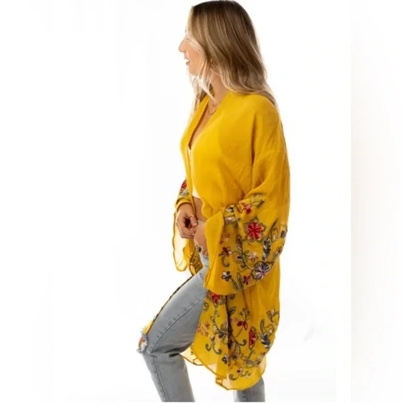 Three Bird Nest Kimono - Picture 2 of 6